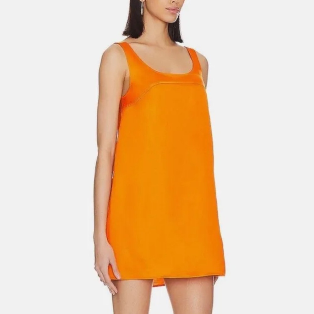 Frame dress
